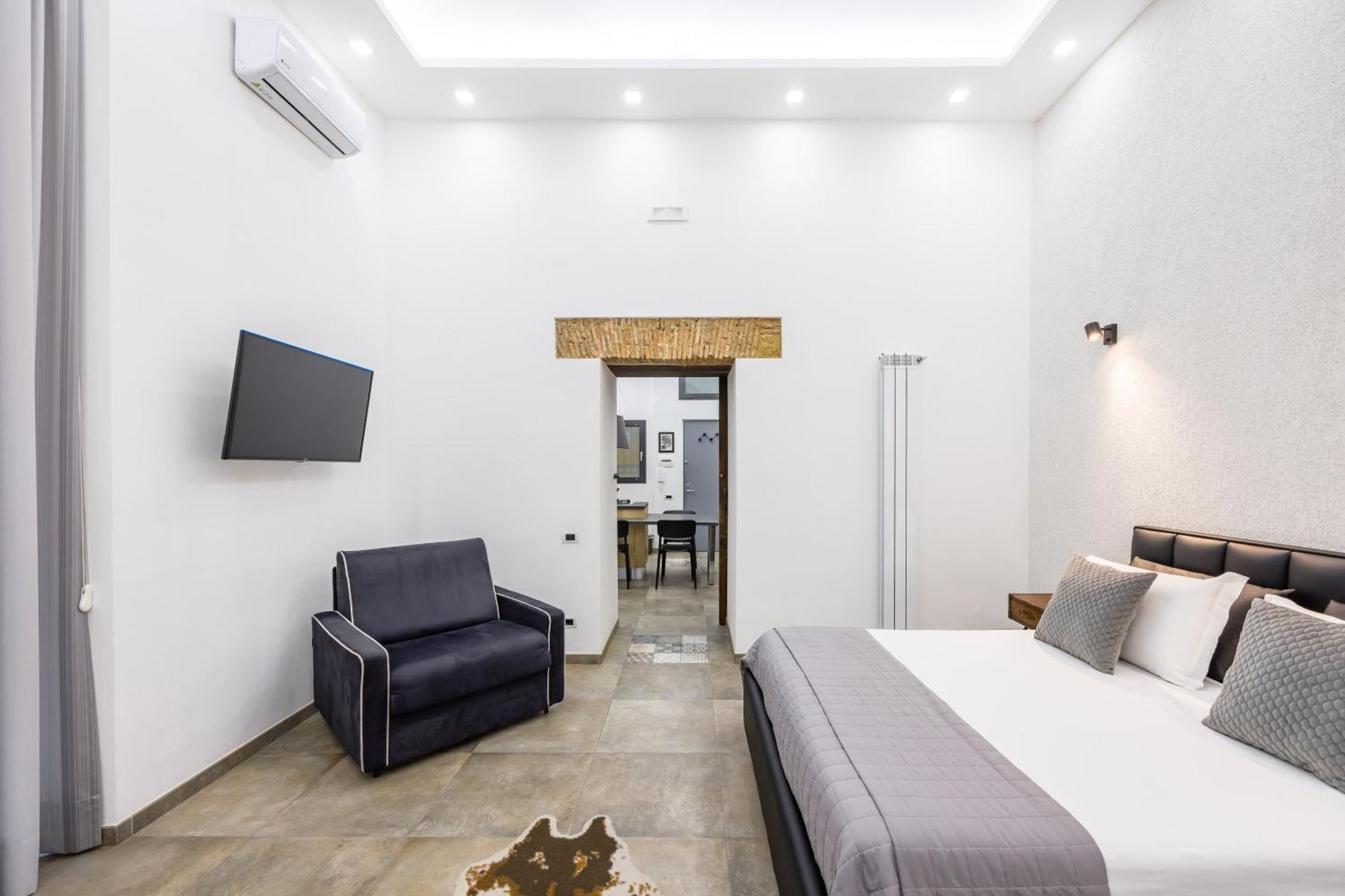 Palazzo Mormando - Industrial Apartment Naples Luaran gambar